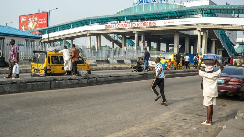 Traffic intensity on a major Lagos corridor