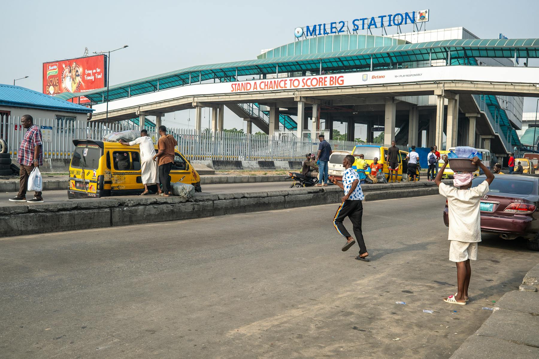 Traffic intensity on a major Lagos corridor